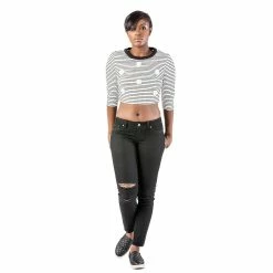 Poetic Justice Women's Curvy Fit Raw Edge Destroyed Cropped Ankle Jeans -Women's Pokkori Clothing 6137840 ALT3